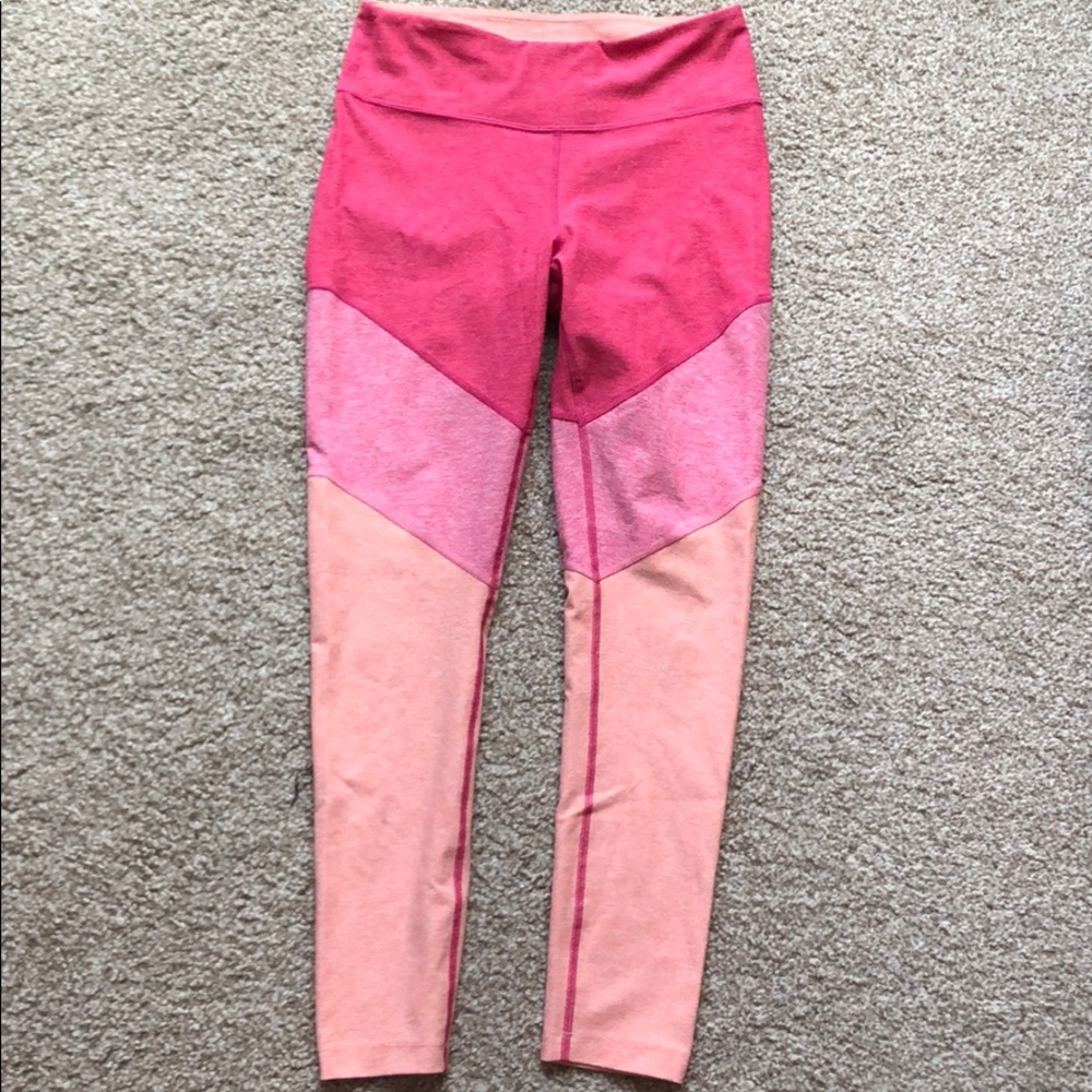 Outdoor Leggings Size Medium